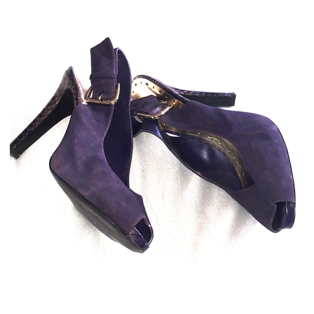 BCBG Purple sling back pumps